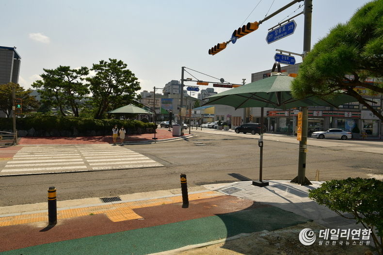 폭염 예방대책 횡단보도 그늘막(사진=순창군청)