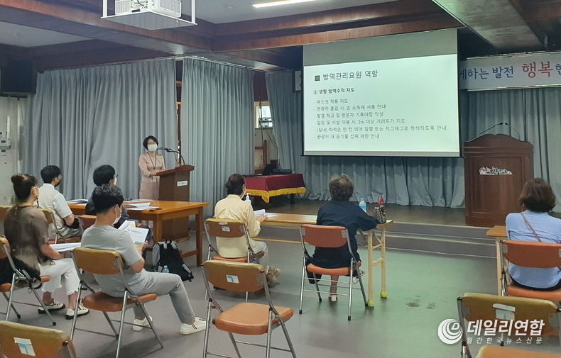 주요 관광지 코로나 19방역요원 배치(사진=순창군청)