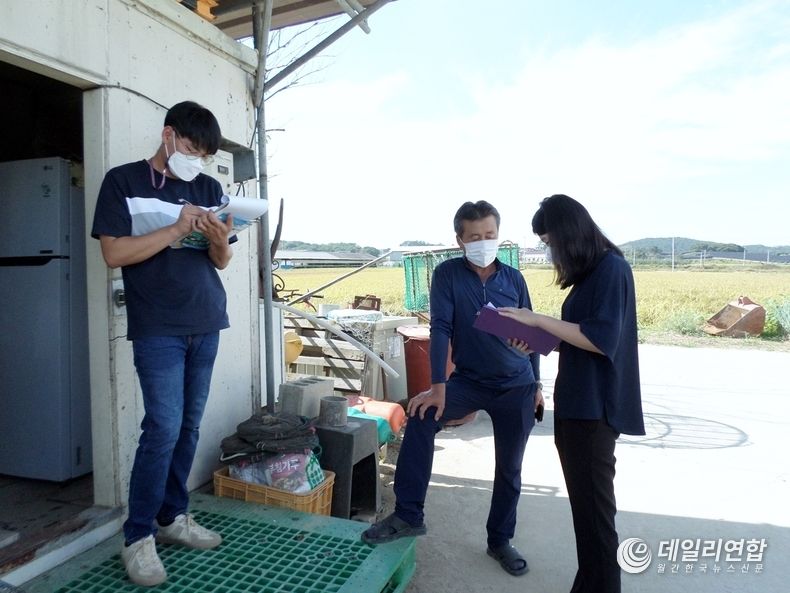 정읍시·전북도, 내수면 양식장 의약품 사용 합동 지도·점검(사진=정읍시청)