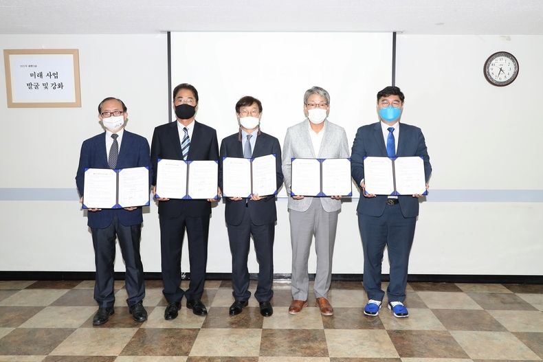 정읍시장 출마예정자들, 불법 선거 현수막 안 걸기 합의(사진=정읍시청)