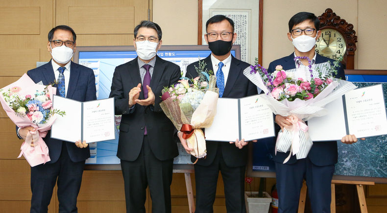 사진=이달의 으뜸도정상 시상식