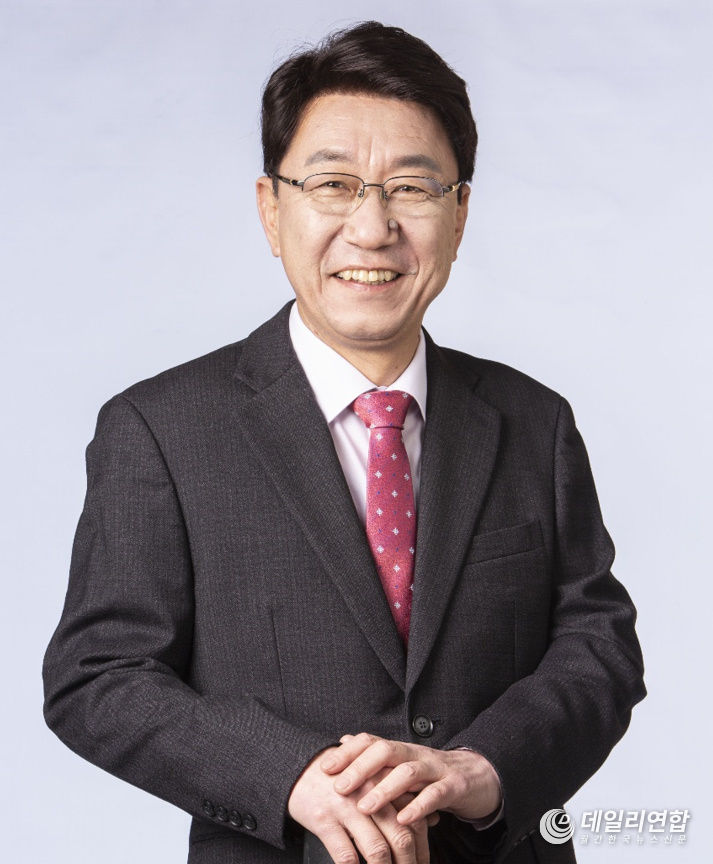 우범기(전 전라북도 정무부지사), ‘2021 올해를 빛낸 인물 대상’ 수상(사진=데일리연합DB)