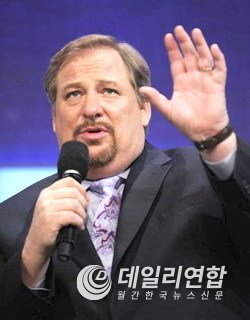 <strong>새들백교회 릭 워렌 목사</strong>