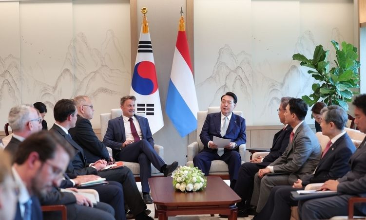 7월 25일 윤석열 대통령과 자비에 베텔(Xavier Bettel) 룩셈부르크 총리가 면담을 가졌다. (대통령실 제공)