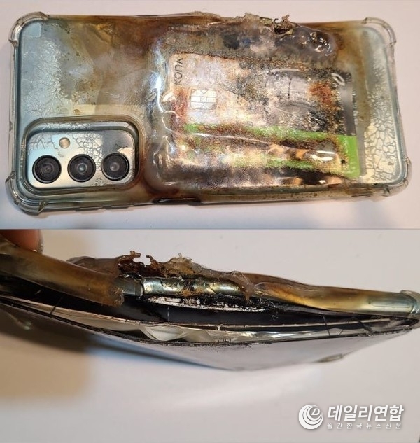 2023년 8월 불이 난 삼성전자 휴대전화기. 사진=제보자·연합뉴스