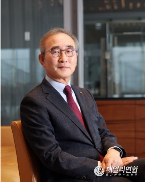 KT CEO Nominee Kim Young-seop. //photo = KT