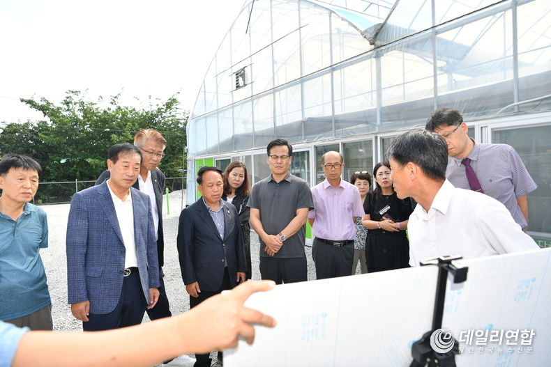 김천시의회 산건위, '태풍피해' 현장방문 사진.