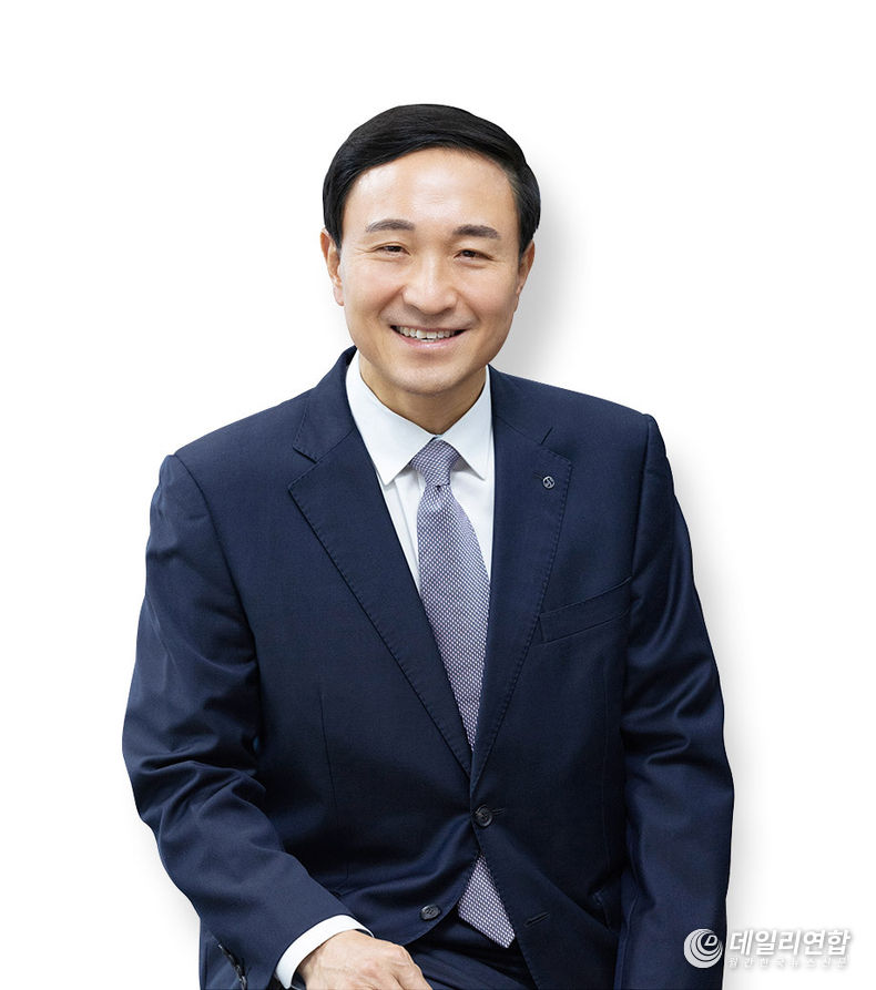Moon Dong-kwon, CEO of Shinhan Card. / photo = Shinhan Card