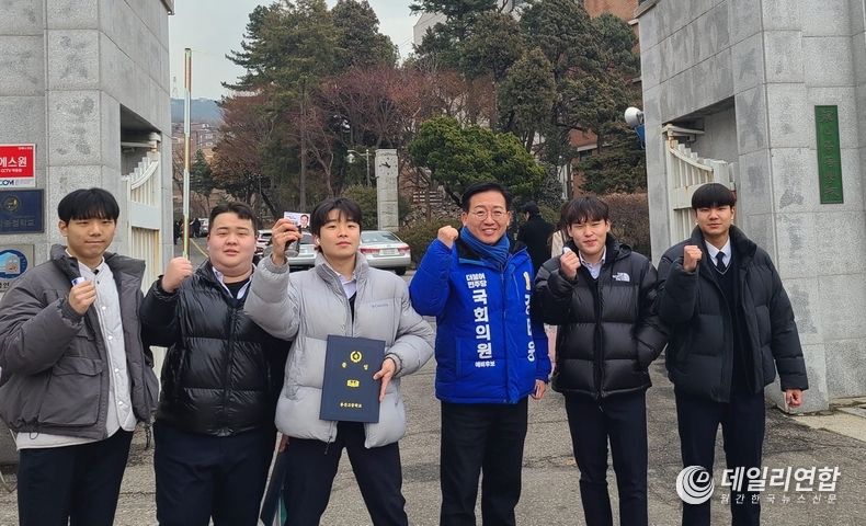 더불어민주당 강태웅 후보. /사진=페이스북 캡처