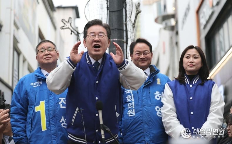  더불어민주당 국회의원 후배들과 이재명 대표