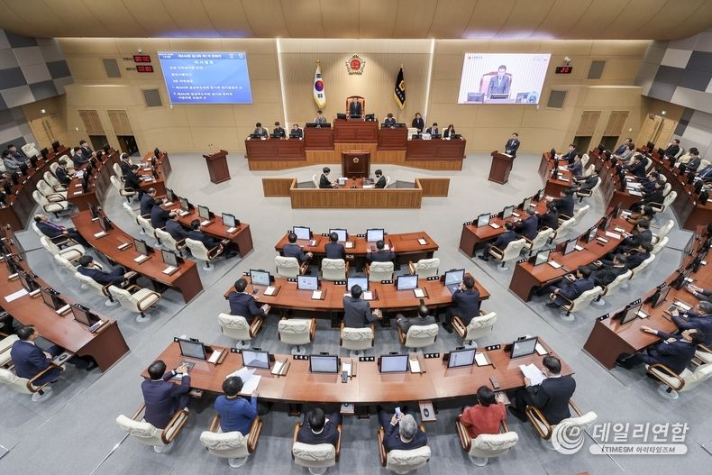 '제344회 임시회 제1차 본회의' 사진.