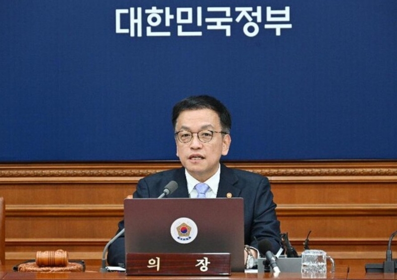 최상목 대통령 권한대행 겸 기획재정부 장관
