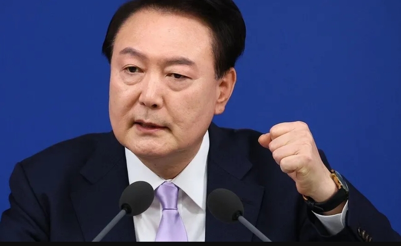 지난해 12월 7일 오전 윤석열 대통령이 서울 용산 대통령실 청사 브리핑실에서 열린 대국민담화 및 기자회견에서 취재진의 질문에 답하고 있다. /사진=대통령실사진기자단 캡처