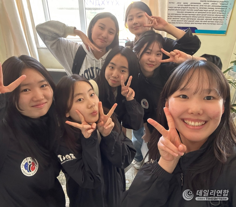 Photo= SIA ACTizens group photo in Mongolia (Source: SIA ACTizens team)