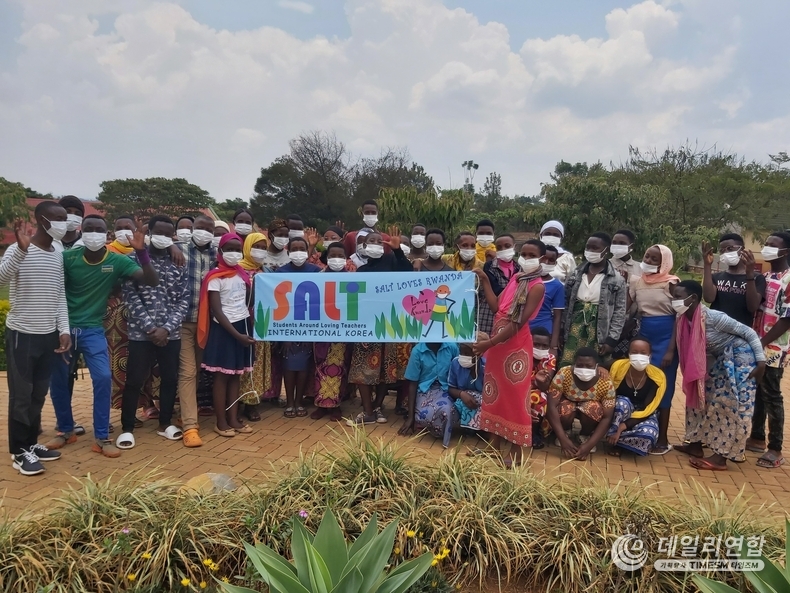 사진= Love Rwanda Global이 현재 후원하고 있는 르완다 마을 현지 주민들의 모습 (출처: Love Rwanda Global) 