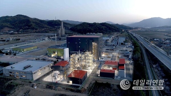 Group14’s BAM-3 factory in South Korea delivers SCC55® to Asia’s top battery manufacturers, strengthening the silicon battery supply chain worldwide Group14’s BAM-3 factory in South Korea delivers SCC55® to Asia’s top battery manufacturers, strengthening the silicon battery supply chain worldwide