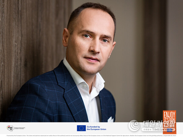 Dariusz Goszczyński, President of the Board of the National Poultry Council –Chamber of Commerce (KRD-IG) in Poland Dariusz Goszczyński, President of the Board of the National Poultry Council –Chamber of Commerce (KRD-IG) in Poland