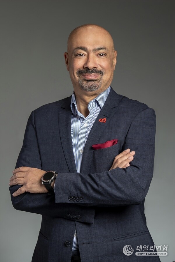 e& continues strong growth in Q3 2025 with consolidated revenues up 29.2% to AED 18.6 billion e& continues strong growth in Q3 2025 with consolidated revenues up 29.2% to AED 18.6 billion