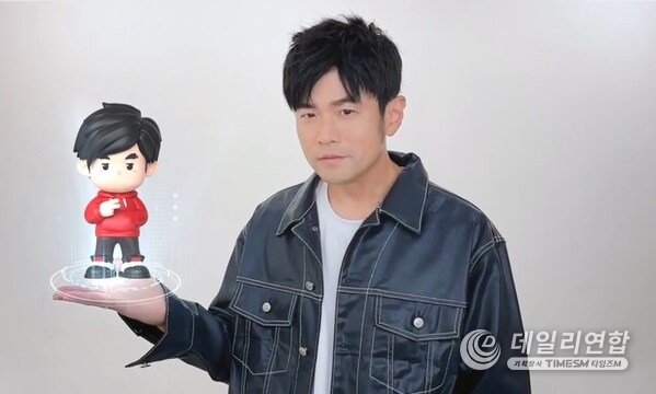 Mandopop superstar Jay Chou and his official nijigen-style personality “CHOUCHOU” Mandopop superstar Jay Chou and his official nijigen-style personality “CHOUCHOU”