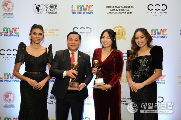 Quang Nam Department of Culture, Sports, and Tourism and Hoiana Resort & Golf   awarded the prestigious titles