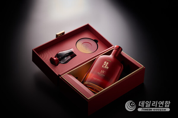 KAVALAN 15th Anniversary Single Malt Whisky-Oloroso Sherry