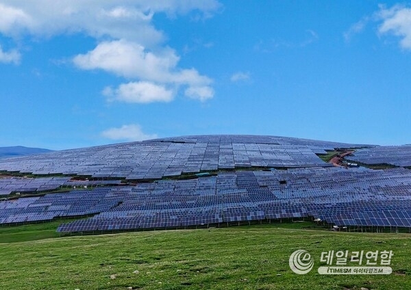Jinsha River upstream clean energy plant