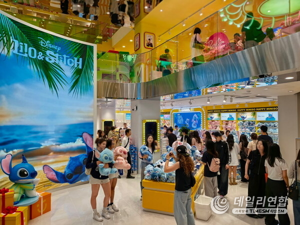 The new store draws a strong customer presence on its opening day