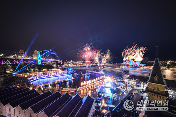 Vivid Sydney 2025 Opening Night. Image credit: Destination NSW