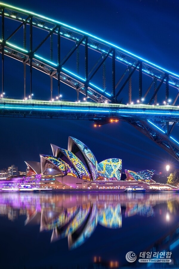 Vivid Sydney Hero Editorial 1 CREDIT Destination NSW