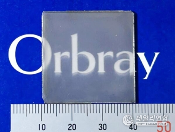 (111) 다이아몬드 기판