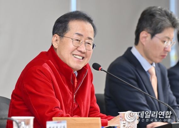 홍준표 대구광역시장, “TK신공항 SPC 구성에 대구시의 사활을 걸어라!”