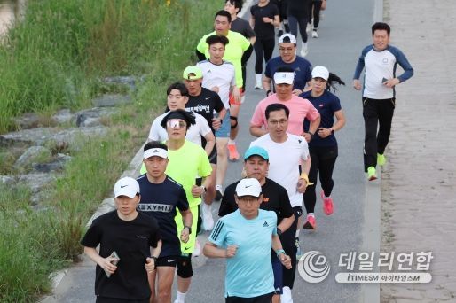 2014년 5월 14일 대동천에서 진행된 동구동런 달리기 모습.