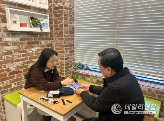 완주군, ‘치매환자 실종 막는다’ 배회감지기 보급