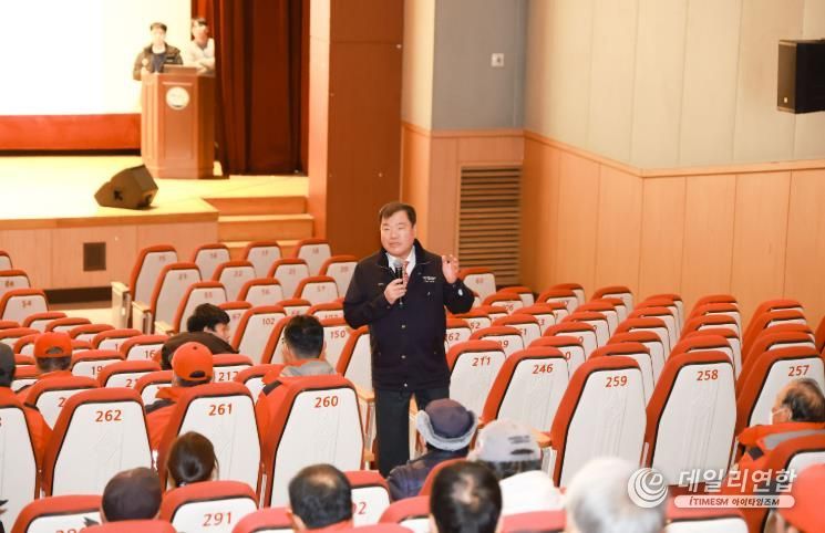 산청군, 현업근로자 정기안전보건교육 실시