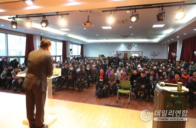 안양시노인종합복지관, 산타클로스 효(孝) 콘서트 개최