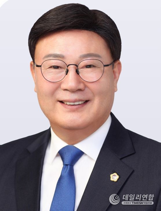 문승우 전북도의장 새만금국제공항 활주로 연장 촉구