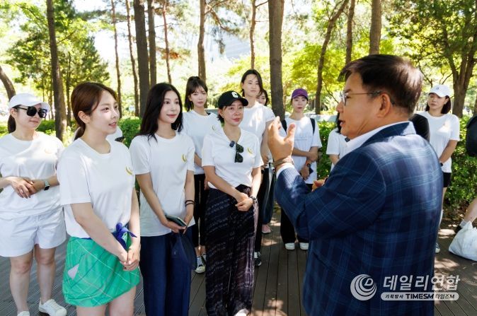 설렘길에서 펼쳐진 여성 오피니언 리더들의 뜻깊은 환경보호 실천