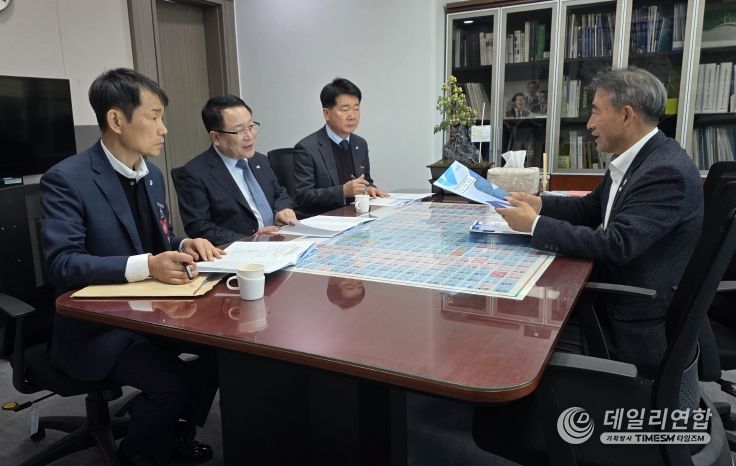 정헌율 익산시장_핵심 사업 예산 설득 총력전(윤준병 민주당 전북도당위원장 면담)