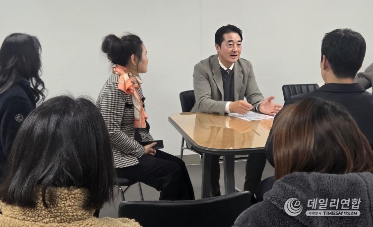 이상기 남구의장, 여천초 통학로 환경 개선 위한 학부모 간담회 개최
