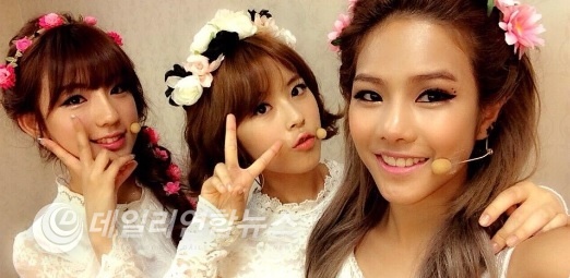 사진=그룹 타이니지(타이니지 공식 트위터 캡처)