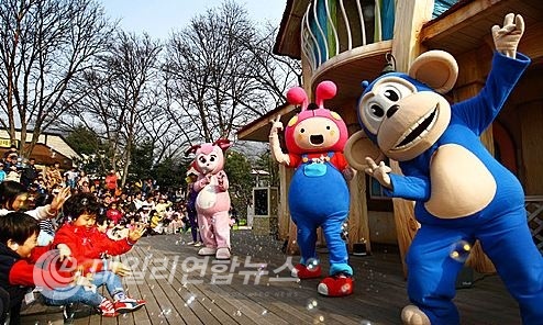 뉴시스