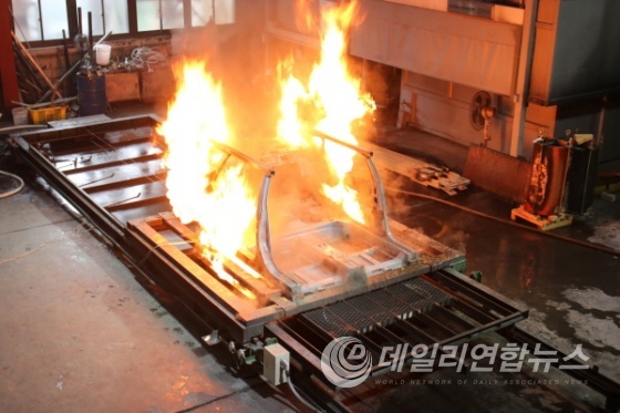 플라스틱 연료탱크 내화성능인증시험장면