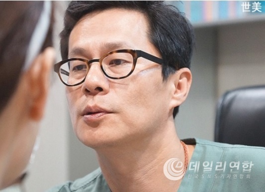 사진제공 세미성형외과 박상현원장